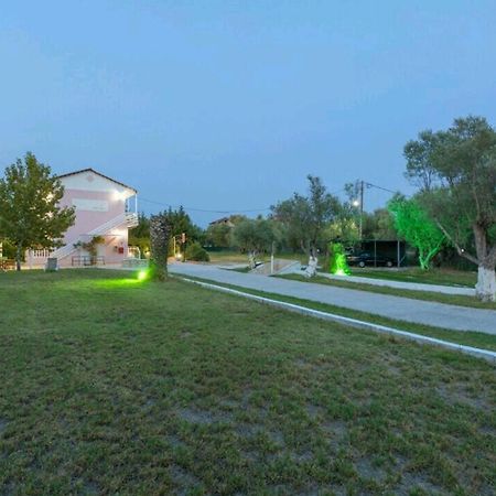 Eleni Studios & Apartments Аликес Экстерьер фото