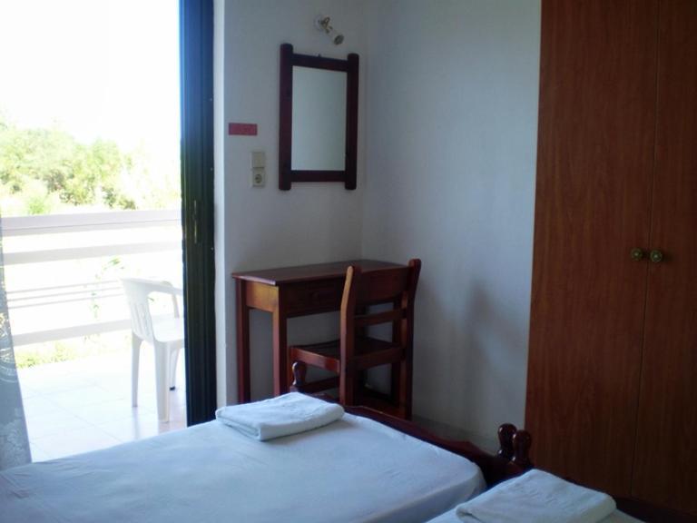 Eleni Studios & Apartments Аликес Экстерьер фото