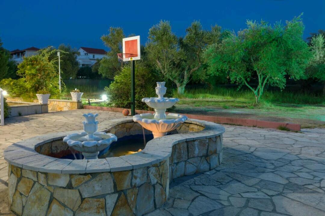 Eleni Studios & Apartments Аликес Экстерьер фото
