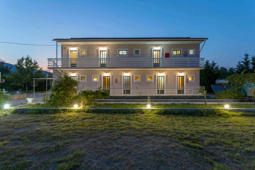 Eleni Studios & Apartments Аликес Экстерьер фото